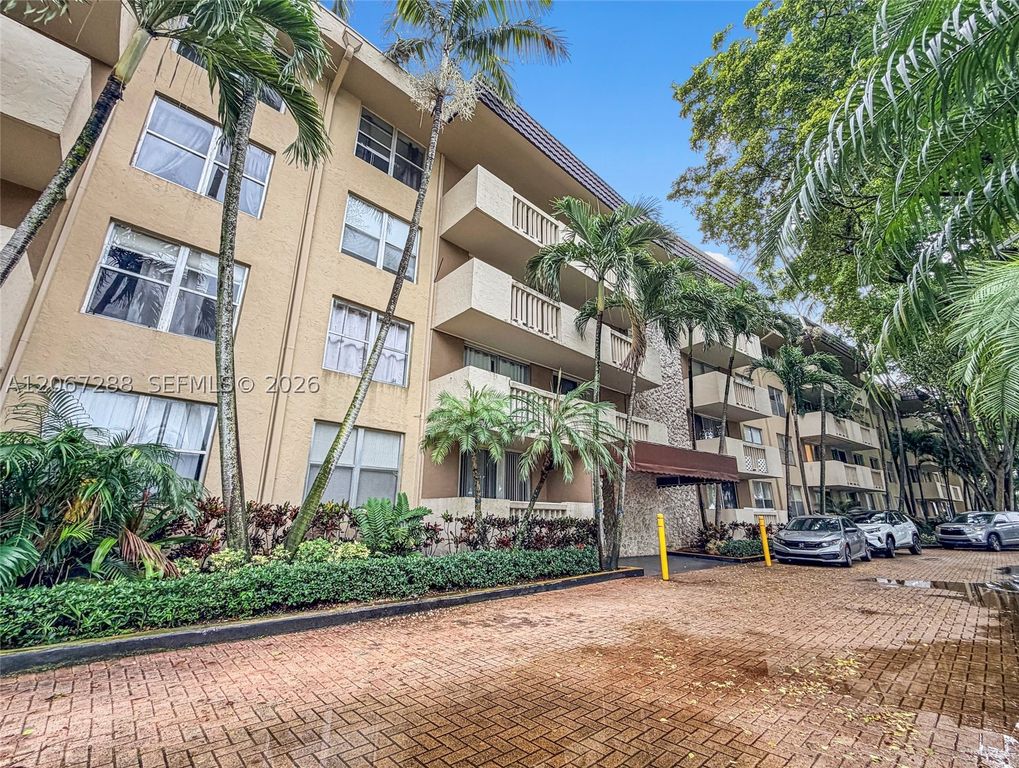 1800 Sans Souci Blvd 239, North Miami, FL 33181