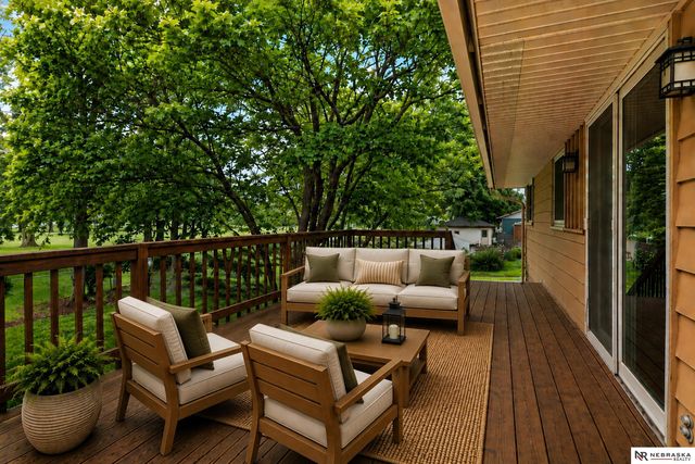1101 Sycamore Drive, Lincoln, NE 68510