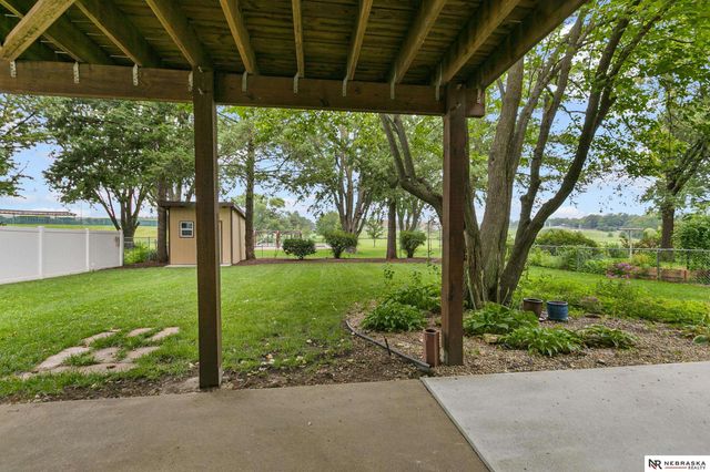 1101 Sycamore Drive, Lincoln, NE 68510