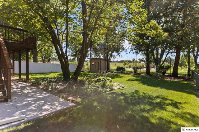 1101 Sycamore Drive, Lincoln, NE 68510