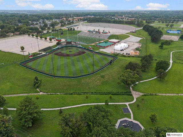 1101 Sycamore Drive, Lincoln, NE 68510