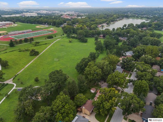 1101 Sycamore Drive, Lincoln, NE 68510