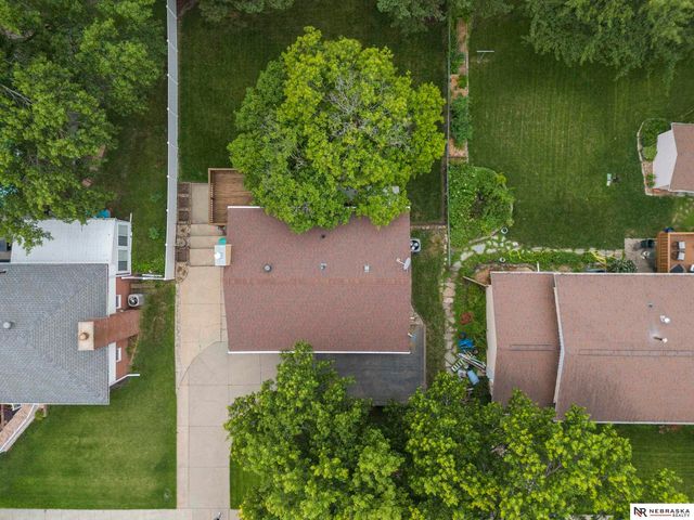 1101 Sycamore Drive, Lincoln, NE 68510