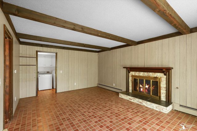 1950 Brookwood Lane, Temperance, MI 48182