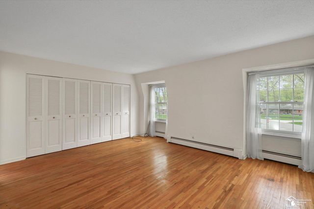 1950 Brookwood Lane, Temperance, MI 48182