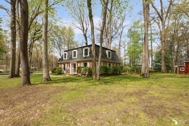 1950 Brookwood Lane, Temperance, MI 48182
