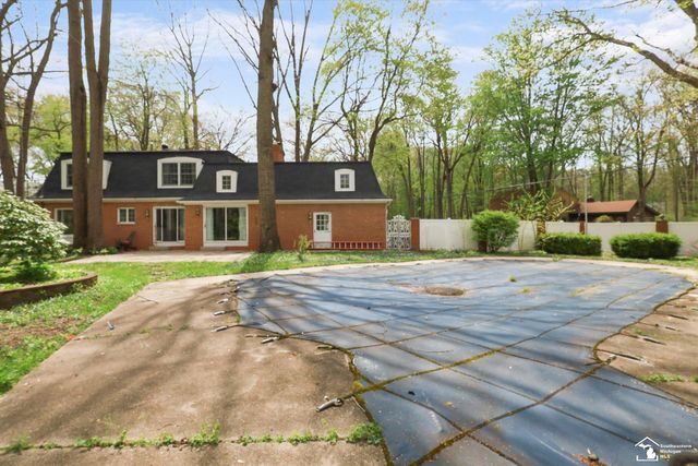 1950 Brookwood Lane, Temperance, MI 48182