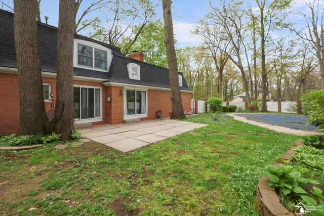 1950 Brookwood Lane, Temperance, MI 48182