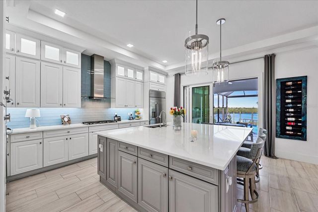 3005 CHRISTOPHERS WATCH LANE, Ruskin, FL 33570