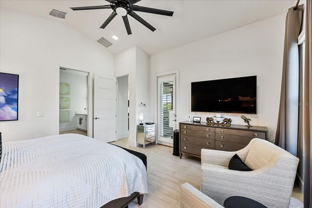 3005 CHRISTOPHERS WATCH LANE, Ruskin, FL 33570