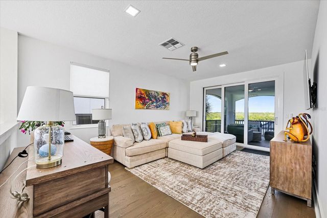 3005 CHRISTOPHERS WATCH LANE, Ruskin, FL 33570