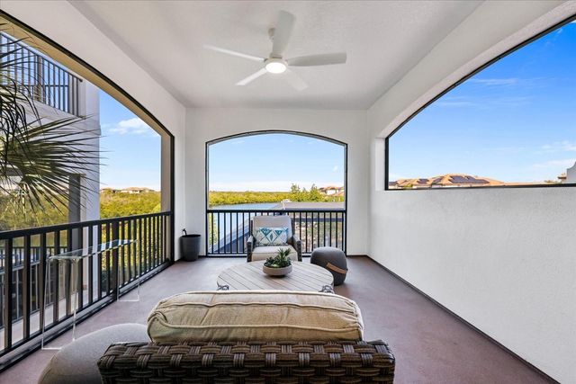 3005 CHRISTOPHERS WATCH LANE, Ruskin, FL 33570