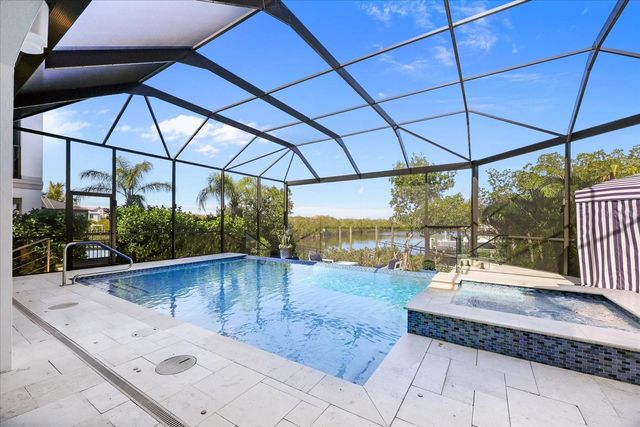 3005 CHRISTOPHERS WATCH LANE, Ruskin, FL 33570