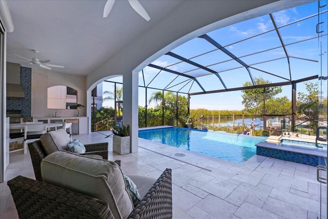 3005 CHRISTOPHERS WATCH LANE, Ruskin, FL 33570