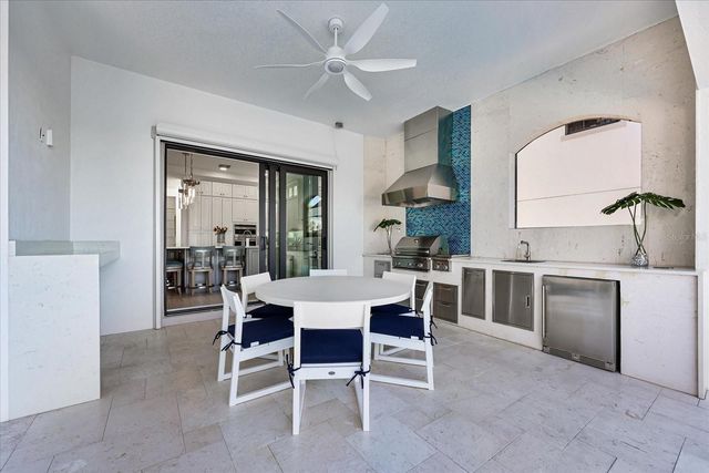 3005 CHRISTOPHERS WATCH LANE, Ruskin, FL 33570