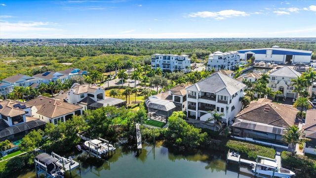 3005 CHRISTOPHERS WATCH LANE, Ruskin, FL 33570