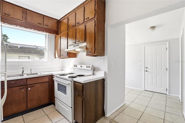 918 SHOREVIEW DRIVE, Orlando, FL 32807