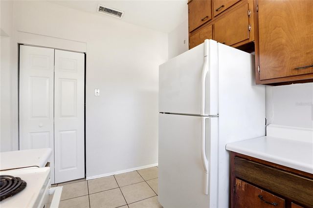 918 SHOREVIEW DRIVE, Orlando, FL 32807