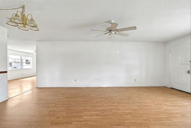 8634 SW 92ND STREET A, Ocala, FL 34481