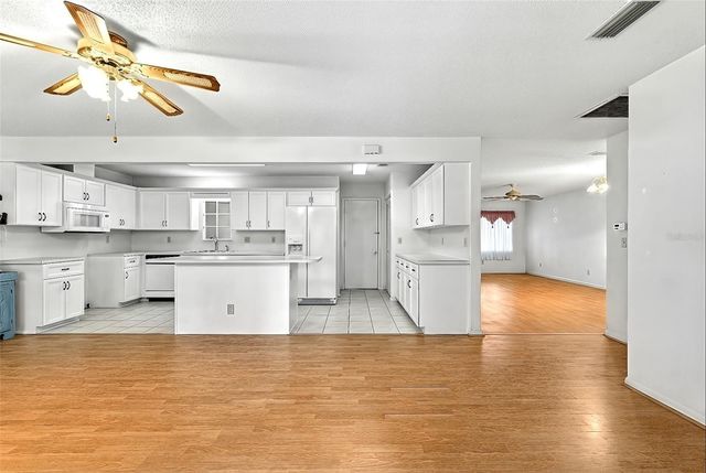 8634 SW 92ND STREET A, Ocala, FL 34481