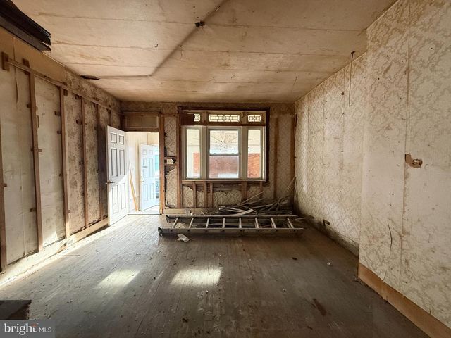 6327 WHEELER ST, Philadelphia, PA 19142