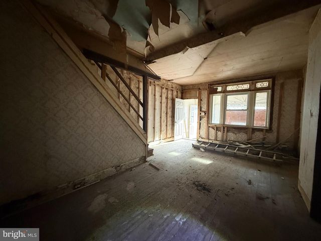 6327 WHEELER ST, Philadelphia, PA 19142