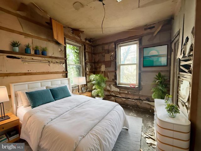 6327 WHEELER ST, Philadelphia, PA 19142