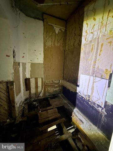 6327 WHEELER ST, Philadelphia, PA 19142