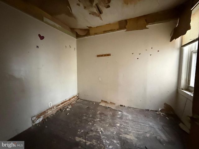 6327 WHEELER ST, Philadelphia, PA 19142