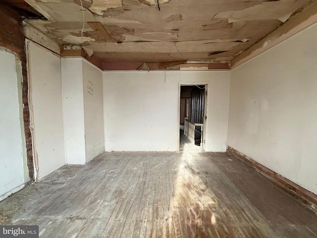 6327 WHEELER ST, Philadelphia, PA 19142