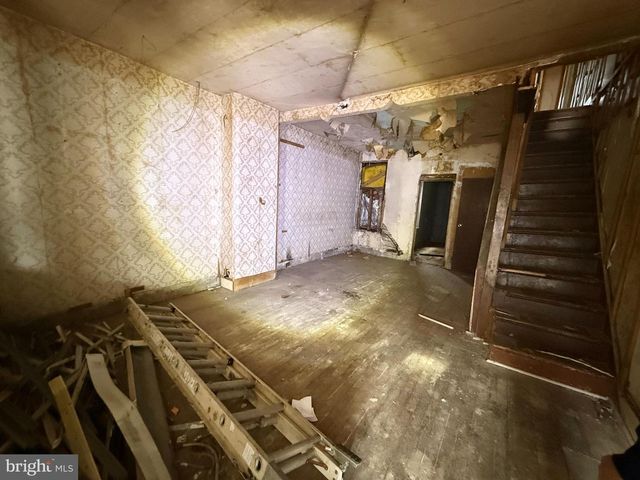 6327 WHEELER ST, Philadelphia, PA 19142