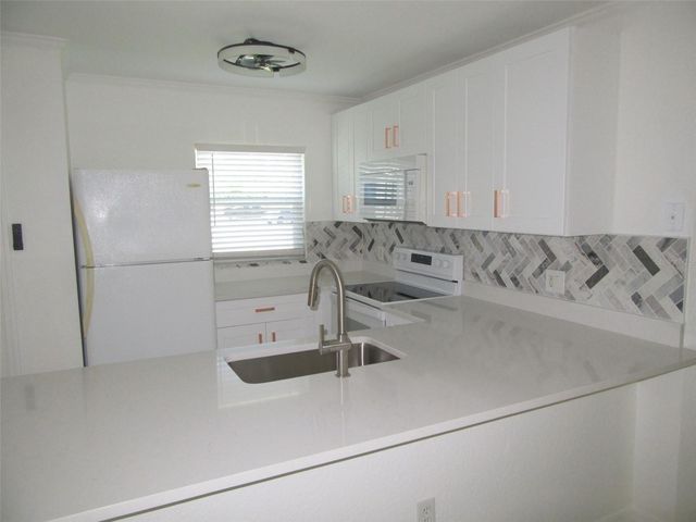 25050 SANDHILL BOULEVARD A1, Punta Gorda, FL 33983