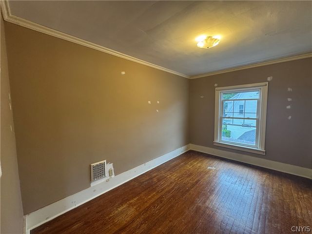1 Palmer Avenue, Whitestown, NY 13492