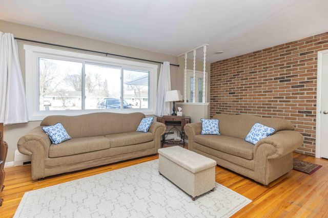 306 25th Avenue N, Fargo, ND 58102