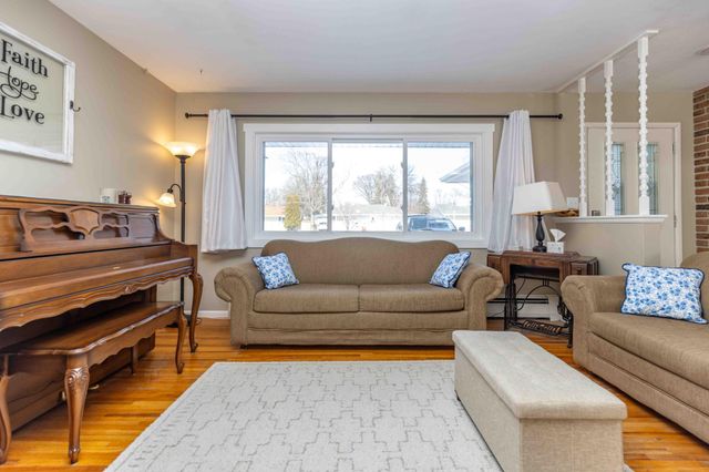 306 25th Avenue N, Fargo, ND 58102