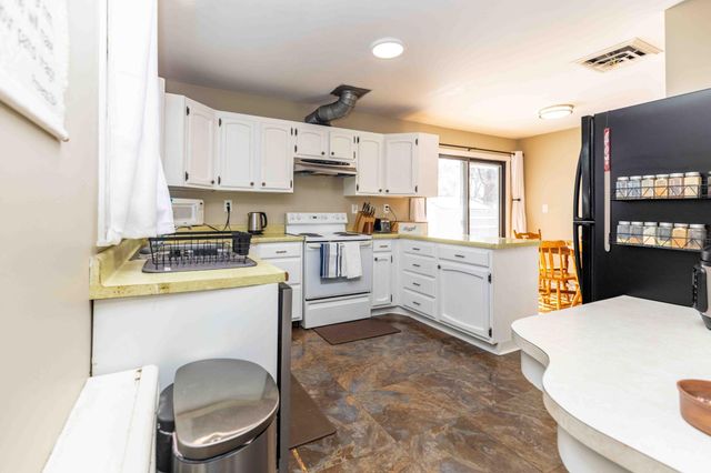 306 25th Avenue N, Fargo, ND 58102