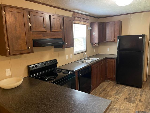 20738 Watson Dr, Zachary, LA 70791