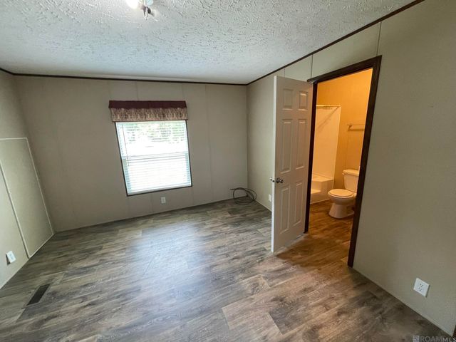 20738 Watson Dr, Zachary, LA 70791