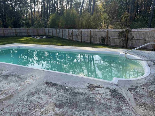 1859 Nestle Dr, Pensacola, FL 32534