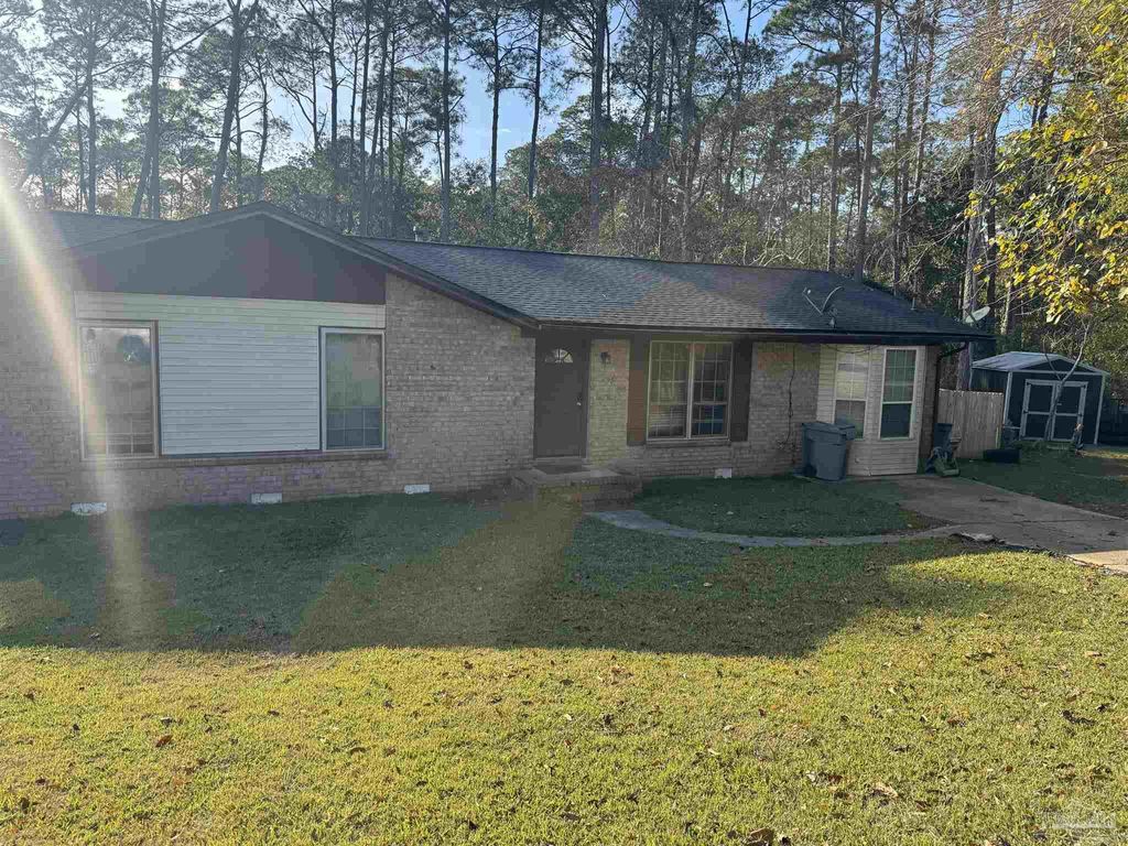 1859 Nestle Dr, Pensacola, FL 32534