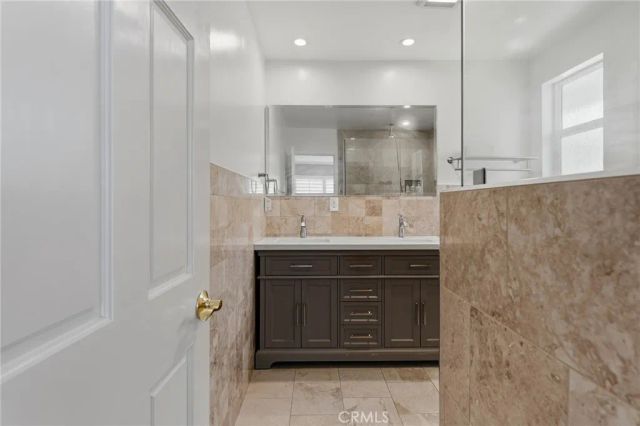19041 Vintage Street, Northridge, CA 91324