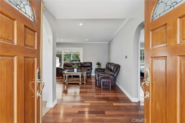 19041 Vintage Street, Northridge, CA 91324