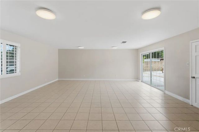 19041 Vintage Street, Northridge, CA 91324