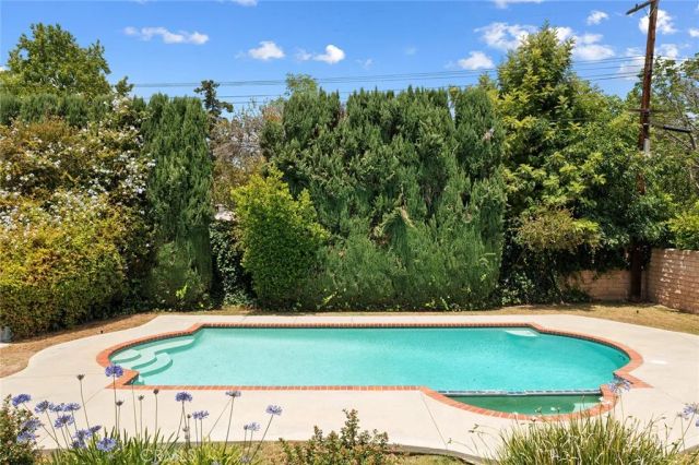 19041 Vintage Street, Northridge, CA 91324