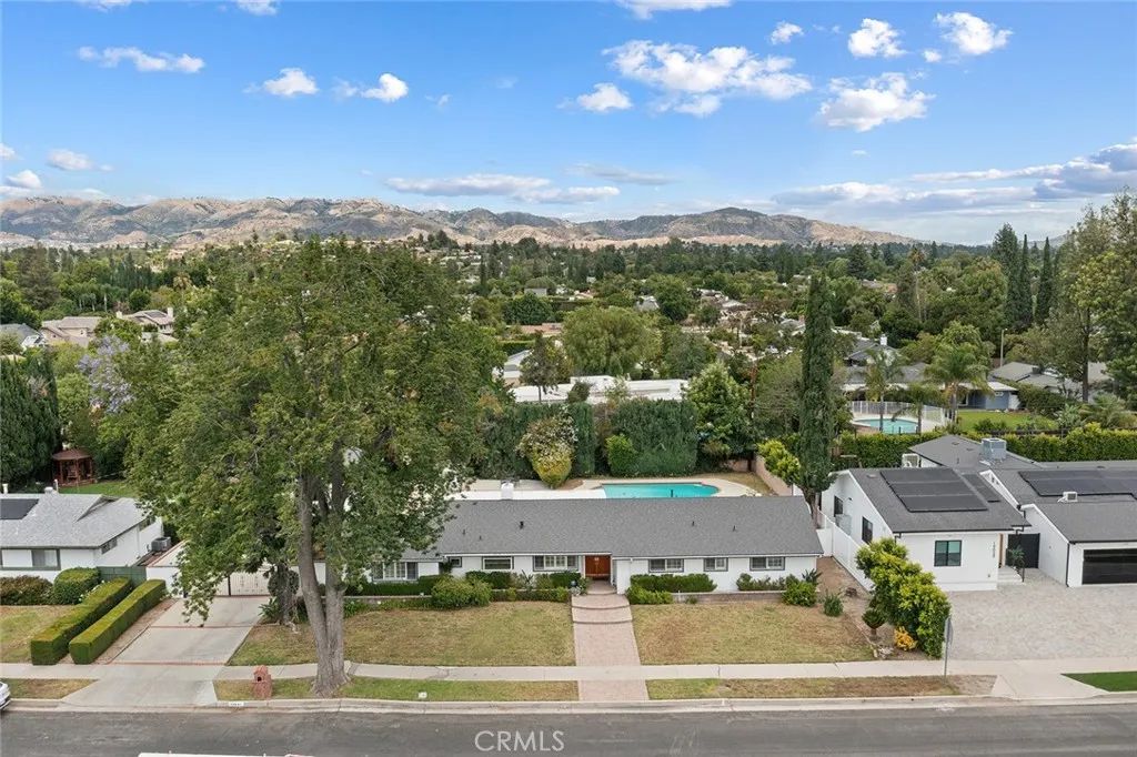 19041 Vintage Street, Northridge, CA 91324