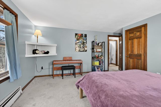 16 Berkeley Street, Pelham, NH 03076