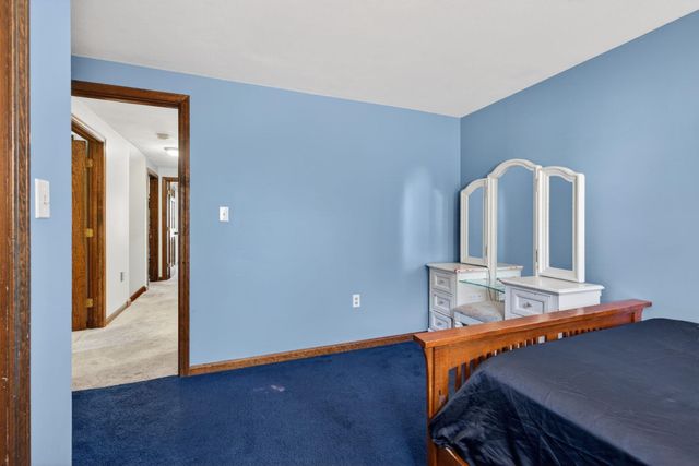 16 Berkeley Street, Pelham, NH 03076