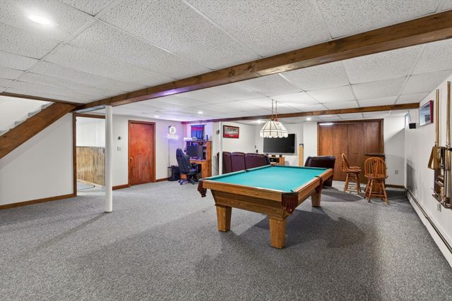 16 Berkeley Street, Pelham, NH 03076