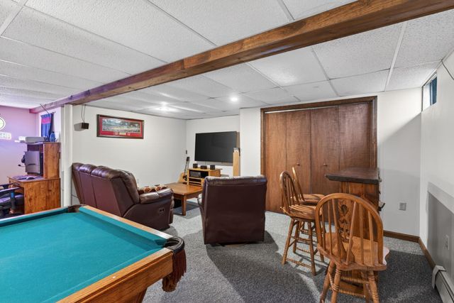 16 Berkeley Street, Pelham, NH 03076