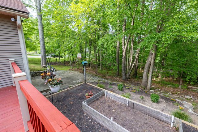 16 Berkeley Street, Pelham, NH 03076